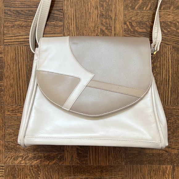 Cream Purse Made in Canada - Picture 2 of 6